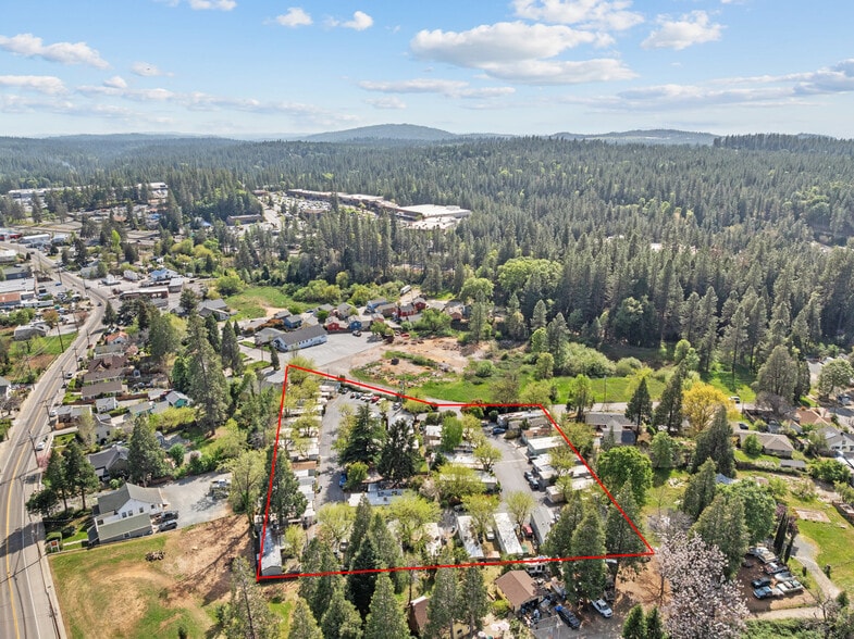 More Photos Of 639 Whiting St St, Grass Valley Manufactured Housing Mobile Home Park For Sale