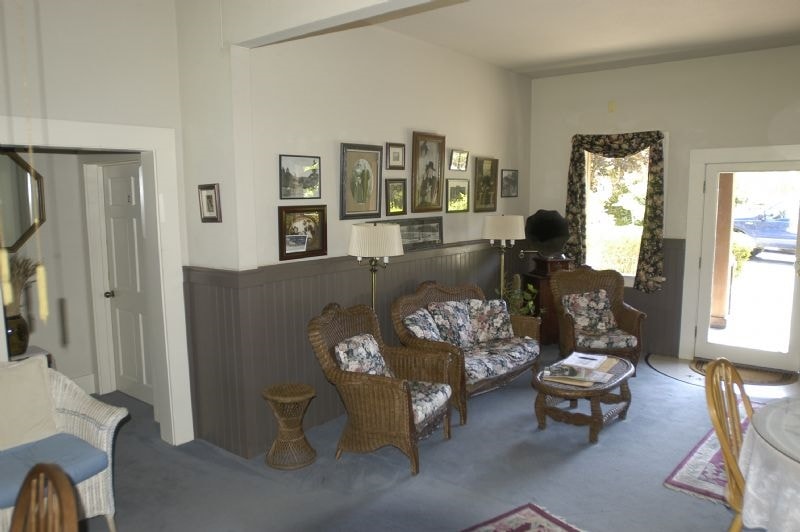 More Photos Of 12901 Avenue of the Giants St, Myers Flat Hospitality For Sale