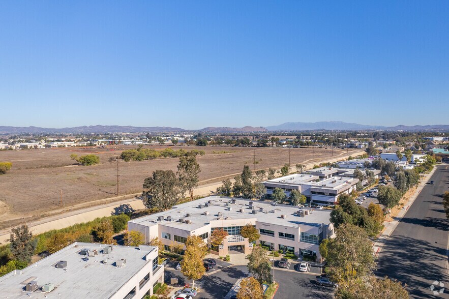 More Photos Of 41661 Enterprise Cir N, Temecula Unknown For Lease