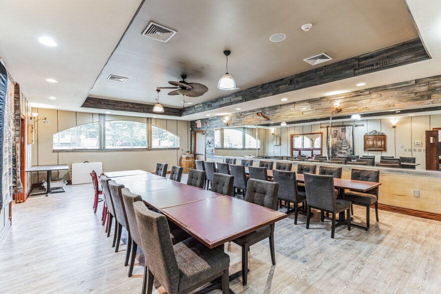 More Photos Of 947 N Delsea Dr, Vineland Restaurant For Sale