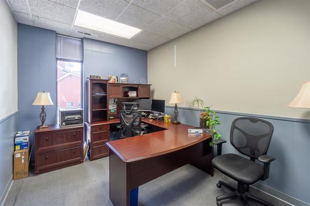 More Photos Of 1818 Grand Ave, Wausau Office For Sale