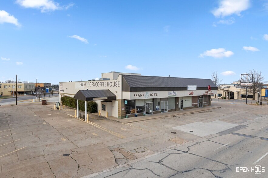 More Photos Of 1612 9th St, Wichita Falls Storefront Retail Office For Sale