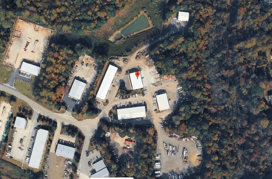 More Photos Of 265 Industrial Blvd, Toano Warehouse For Lease