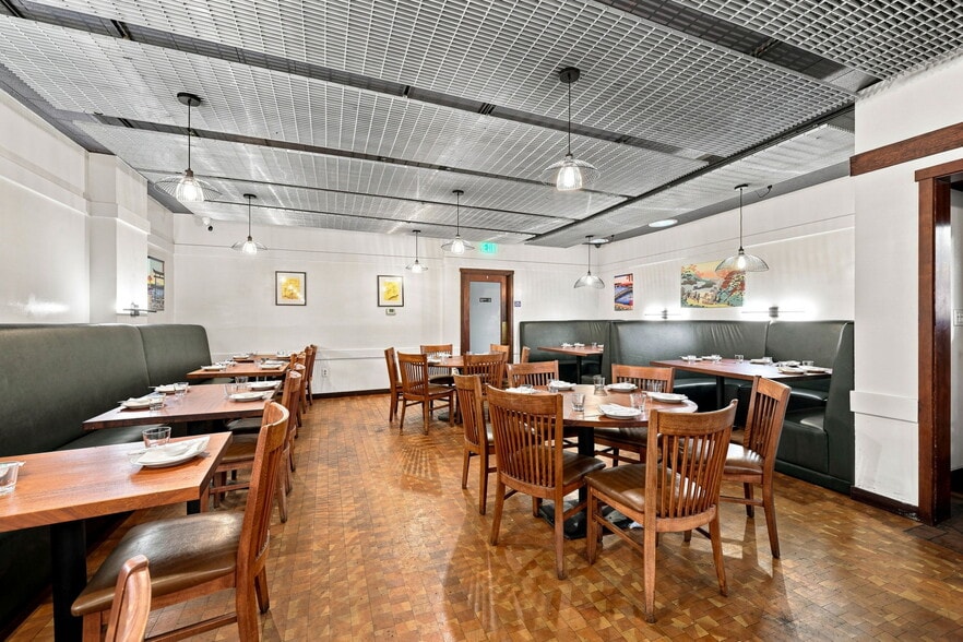 More Photos Of 2422 13th St, Sacramento Restaurant For Sale