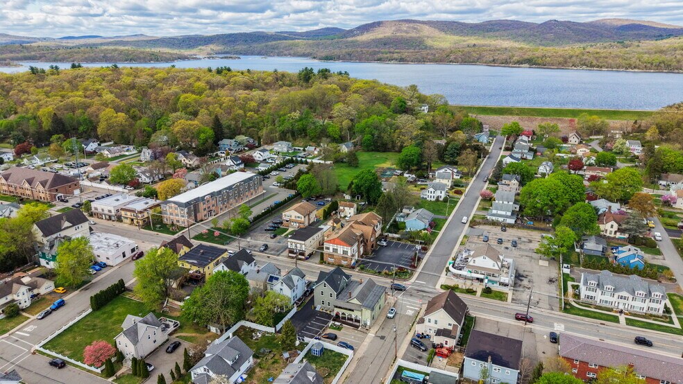 More Photos Of 532 Ringwood Ave, Wanaque Apartments For Sale