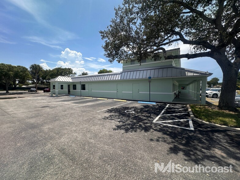 More Photos Of 1980-20030 SE Ocean Blvd, Stuart Medical For Lease