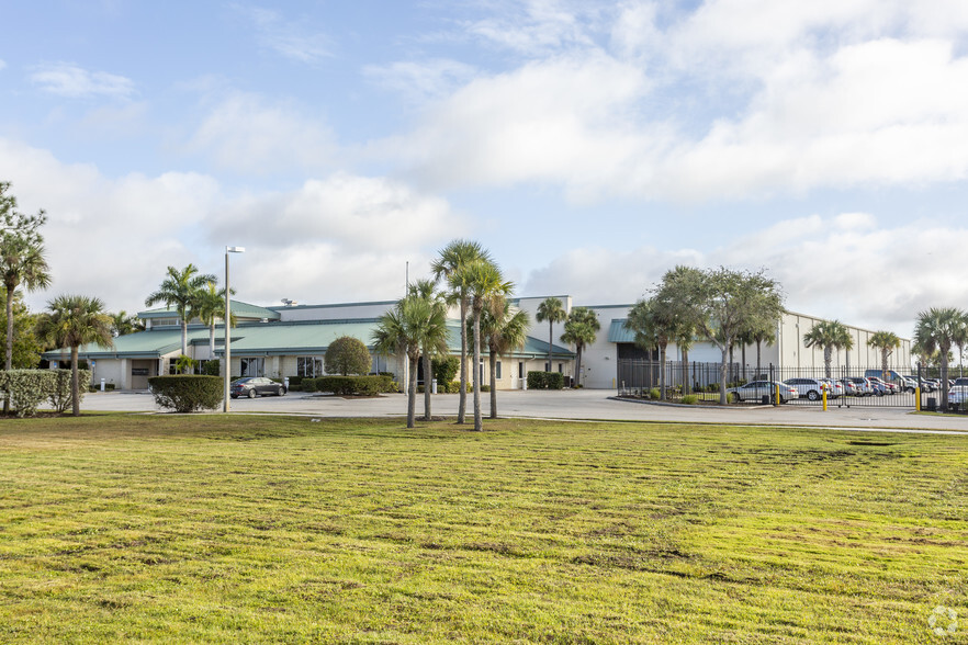 Primary Photo Of 9400 Piper Rd, Punta Gorda Distribution For Sale