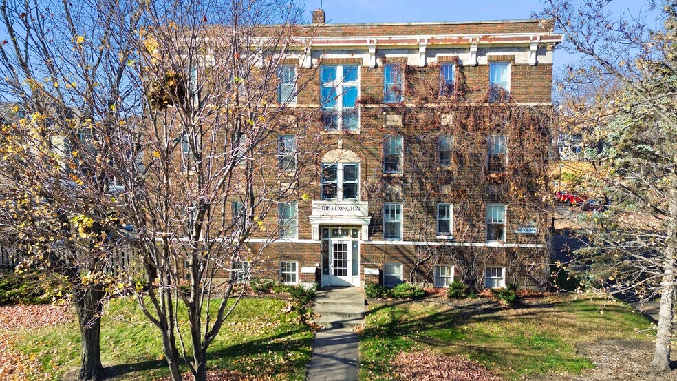 More Photos Of 195 Lexington Pky N, Saint Paul Apartments For Sale