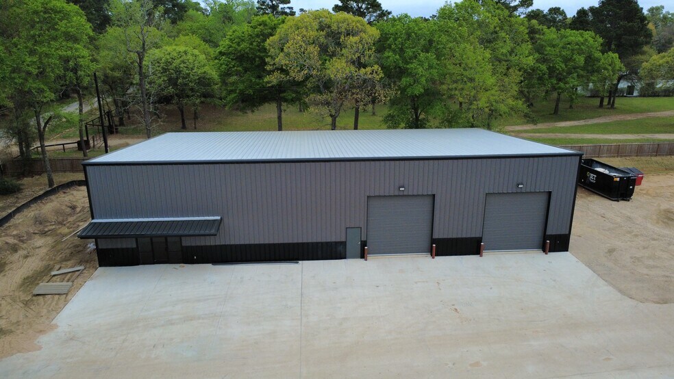 More Photos Of 7781 Adoue Rd, Montgomery Industrial For Lease