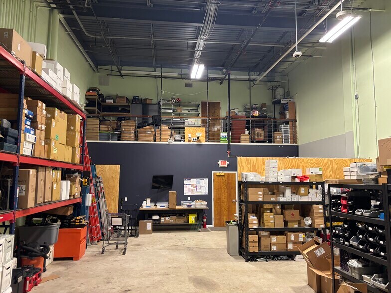More Photos Of 8508-8542 Virginia Meadows Dr, Manassas Light Manufacturing For Sale