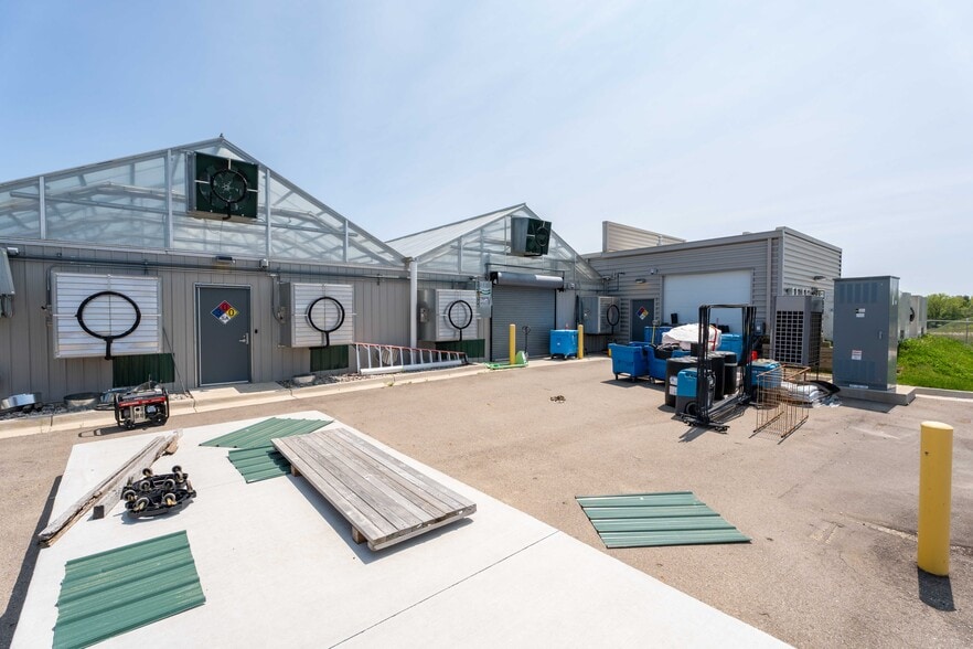 More Photos Of 10310 Harvest Park, Dimondale Warehouse For Lease