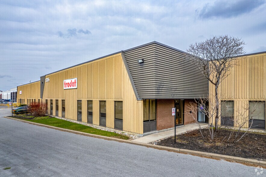 More Photos Of 1705 Argentia Rd, Mississauga Warehouse For Lease