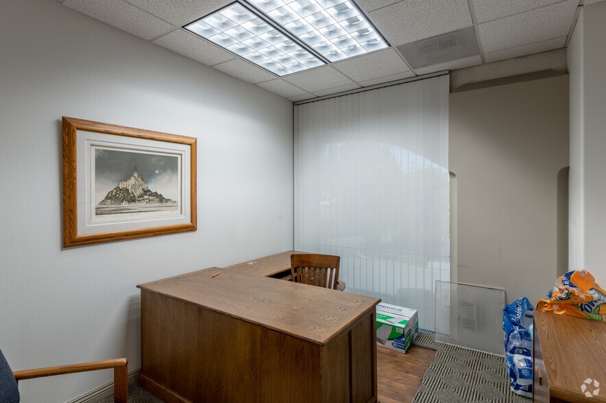 More Photos Of 2999 Westminster Ave, Seal Beach Medical For Lease