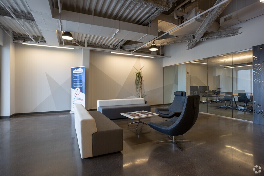 More Photos Of 2329-2351 Market St, Saint Louis Office For Lease