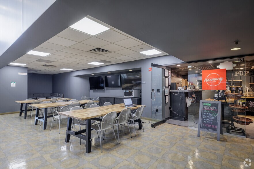 More Photos Of 400 Kelby St, Fort Lee Office For Lease