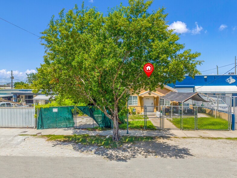 More Photos Of 2180 NW 18th Ave, Miami Industrial For Sale