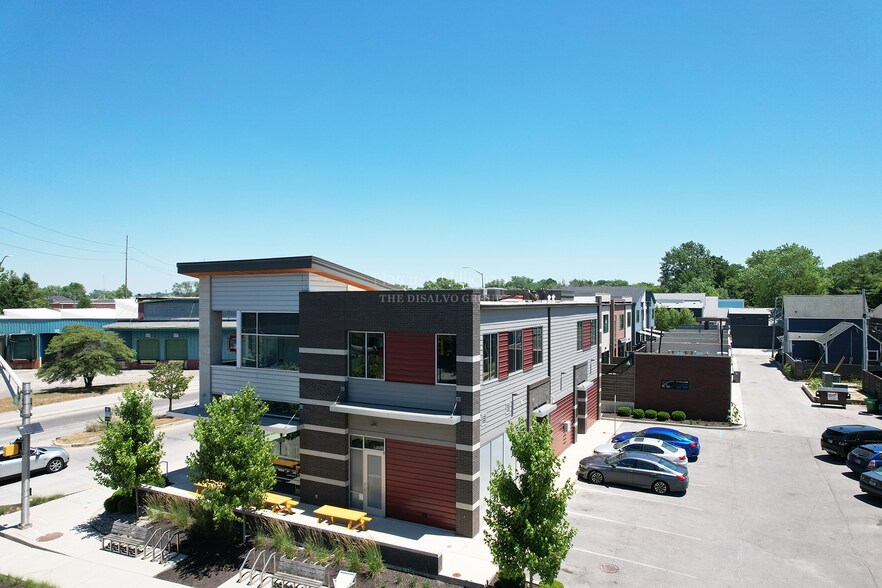 More Photos Of 985 Dorman St, Indianapolis Storefront Retail Office For Lease