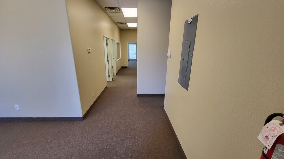 More Photos Of 7381 Prairie Falcon Rd, Las Vegas Medical For Lease