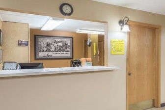 More Photos Of 1202 S Kniss Ave, Luverne Hotel For Sale