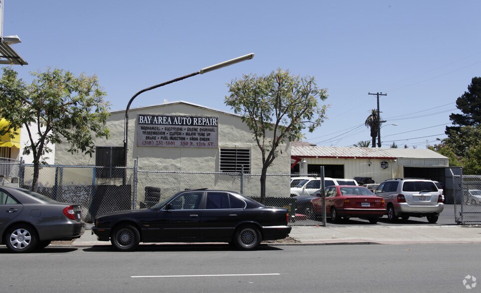 Primary Photo Of 550 E 12th St, Oakland Auto Repair For Sale