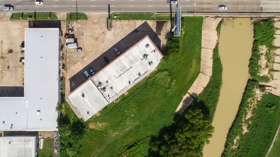 More Photos Of 6030 Highway 6 N, Houston Freestanding For Sale