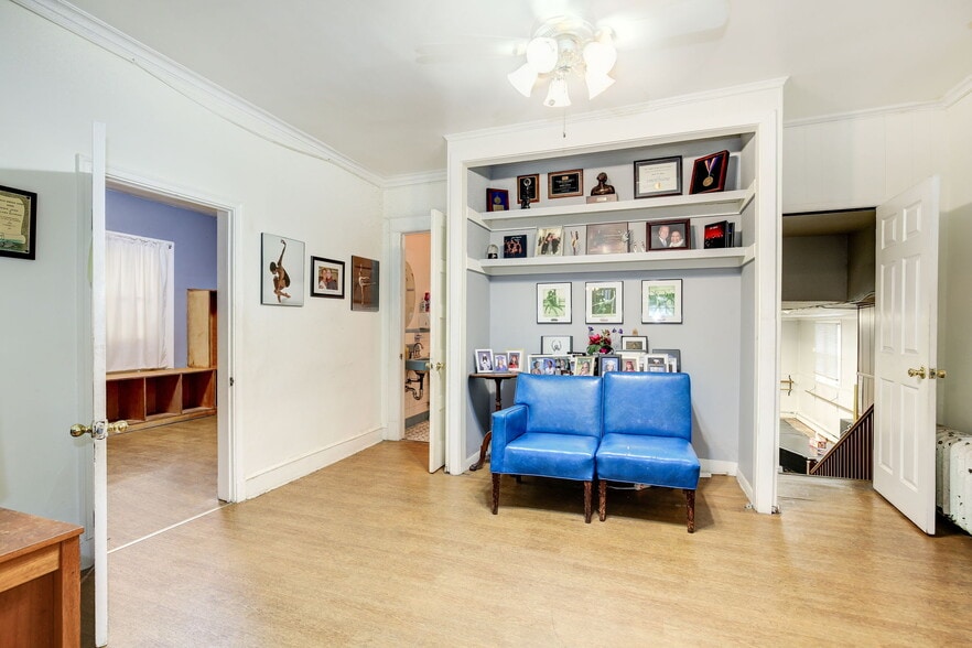 More Photos Of 1200 Delafield Pl NW, Washington Specialty For Sale