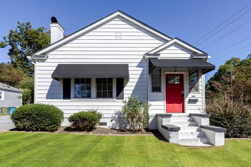 More Photos Of 133 Academy St, Fort Mill Specialty For Sale