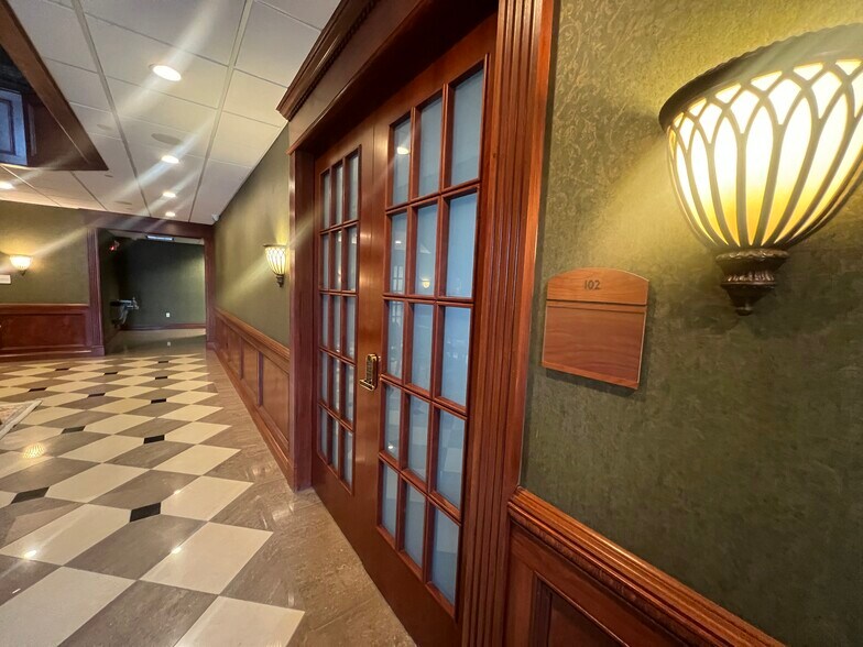 More Photos Of 8600 Transit Rd, East Amherst Medical For Lease