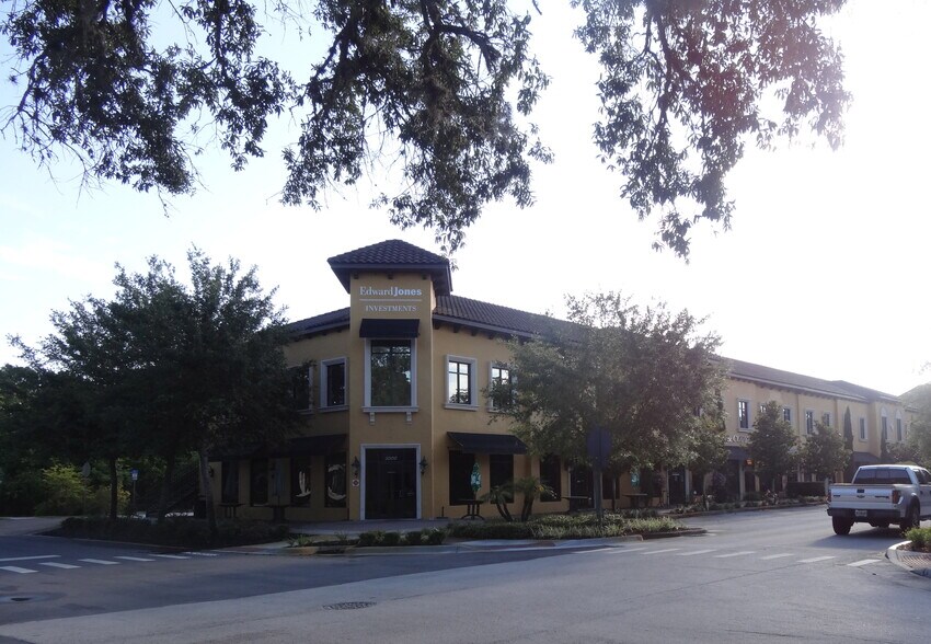 More Photos Of 142-152 W Lakeview Ave, Lake Mary General Retail For Lease