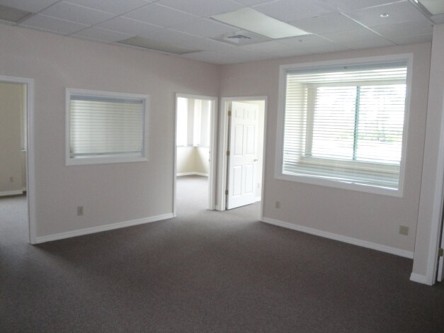 More Photos Of 9240 Bonita Beach Rd, Bonita Springs Medical For Lease
