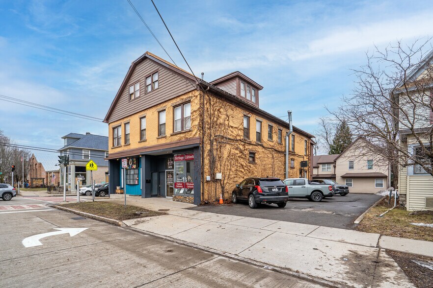 More Photos Of 5476-5478 Broadway St, Lancaster Storefront Retail Residential For Sale