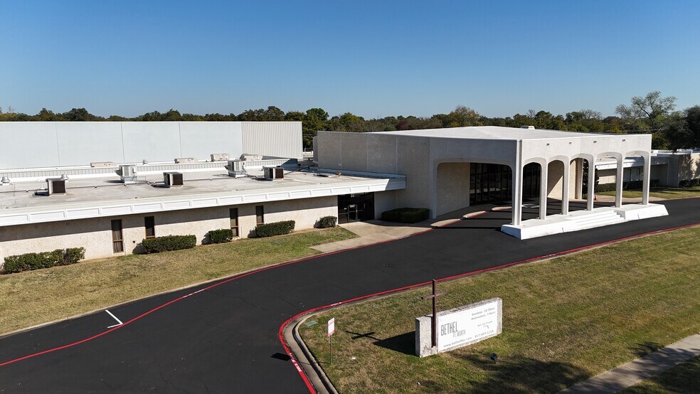 Primary Photo Of 6801 Meadowbrook Dr, Fort Worth Specialty For Sale