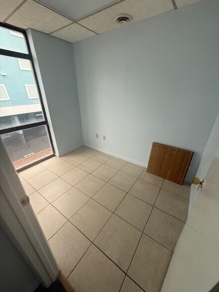 More Photos Of 5000 Coastal Hwy, Ocean City Office For Lease