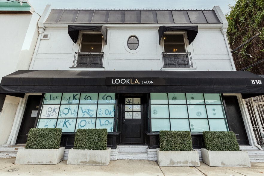 More Photos Of 818-820 N La Cienega Blvd, West Hollywood Office For Lease