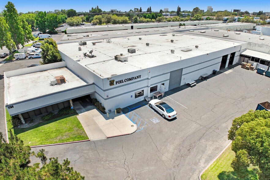 More Photos Of 1734 W Sequoia Ave, Orange Manufacturing For Lease