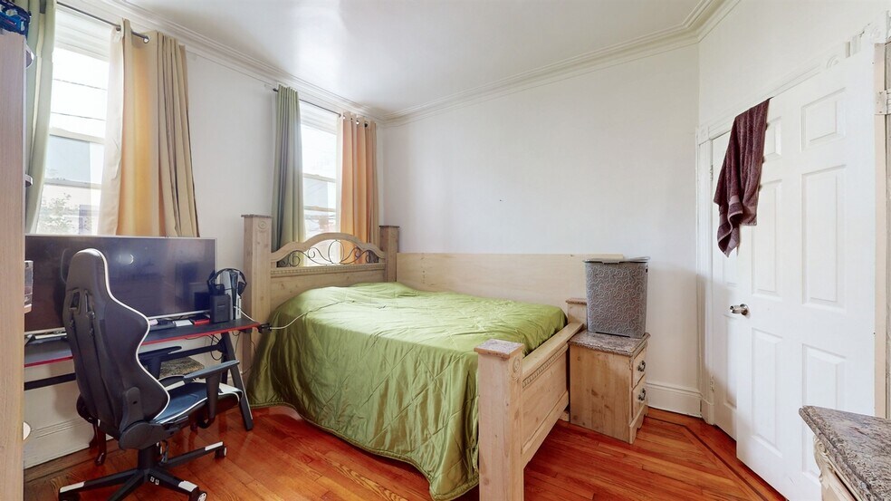 More Photos Of 603 11th St, Union City Apartments For Sale