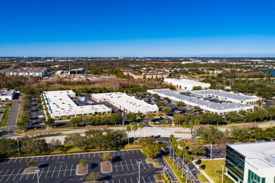 More Photos Of 4015-4037 Crescent Park Dr, Riverview Flex For Lease