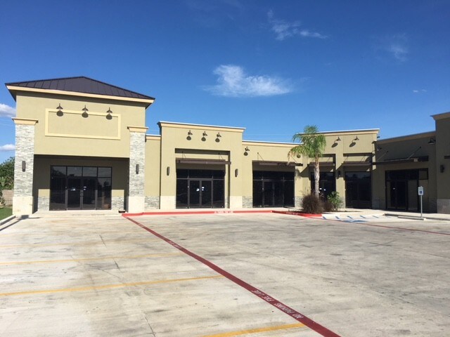 Primary Photo Of 5401 McPherson Rd, Laredo Office For Lease