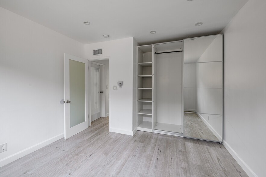 More Photos Of 337 S Rexford Dr, Beverly Hills Apartments For Sale