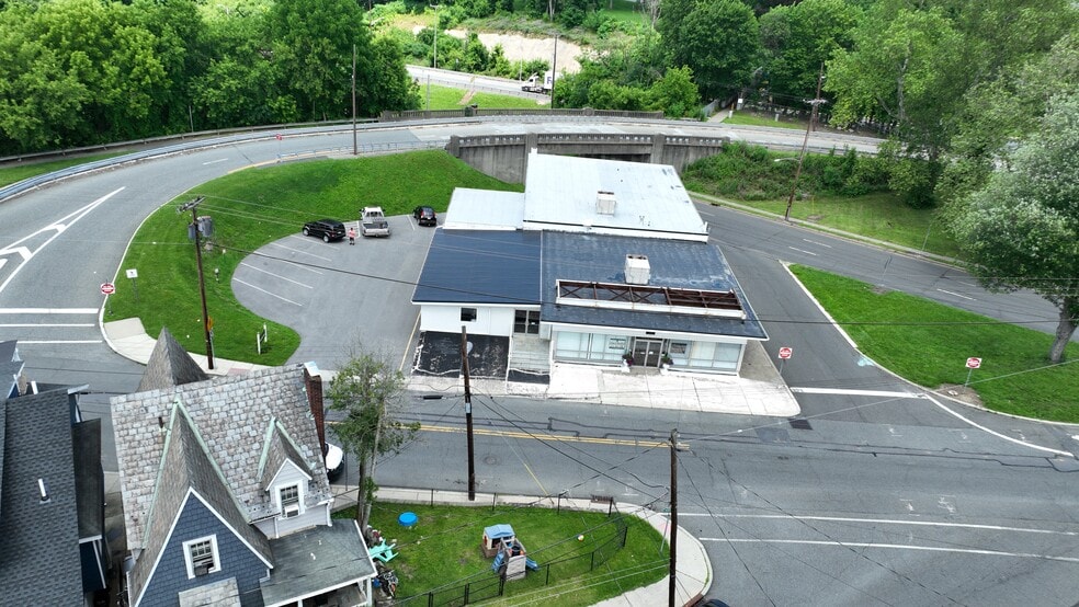 More Photos Of 333 Morris St, Phillipsburg Storefront For Sale