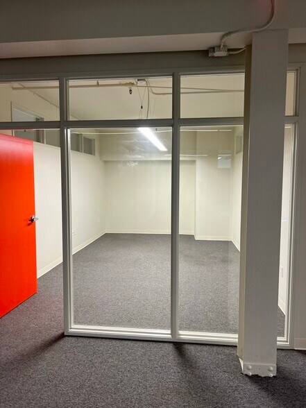 More Photos Of 1100-1106 11th St, Sacramento Office For Lease