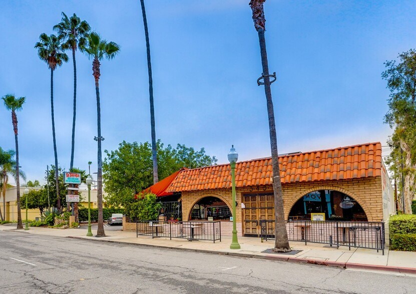Primary Photo Of 340 W Grand Ave, Escondido Restaurant For Sale