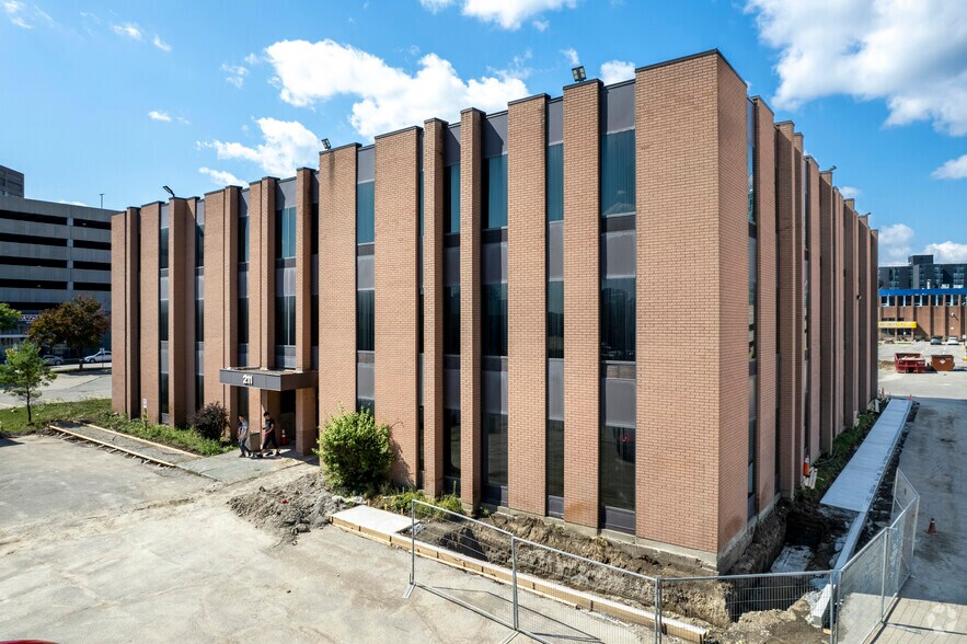 Primary Photo Of 211 Consumers Rd, Toronto Office For Sale