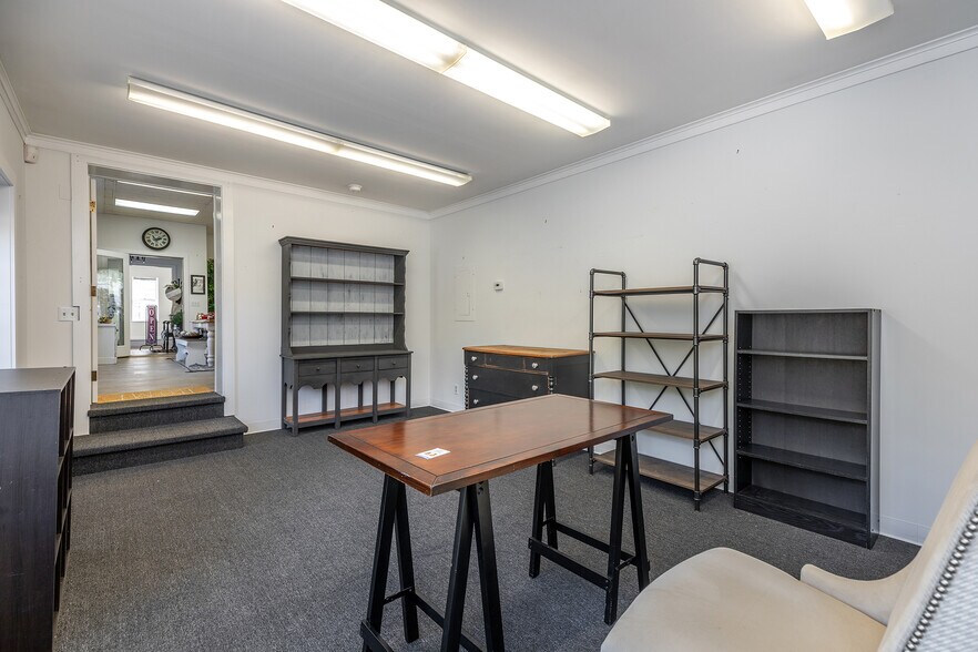 More Photos Of 22 Kent Road, Cornwall Bridge Loft Creative Space For Sale