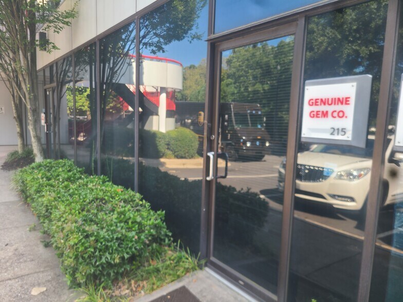 More Photos Of 1465 Northside Dr NW, Atlanta Office For Lease