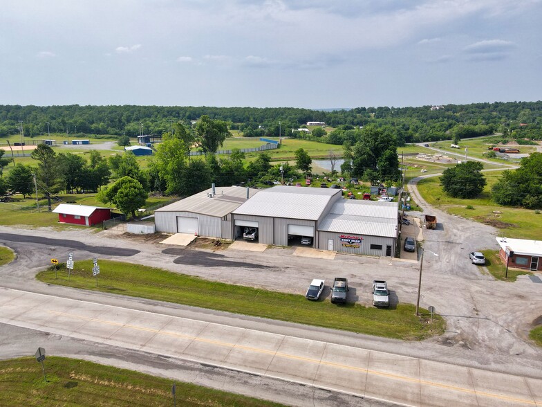 Primary Photo Of 315 Parkway, Haileyville Light Manufacturing For Sale