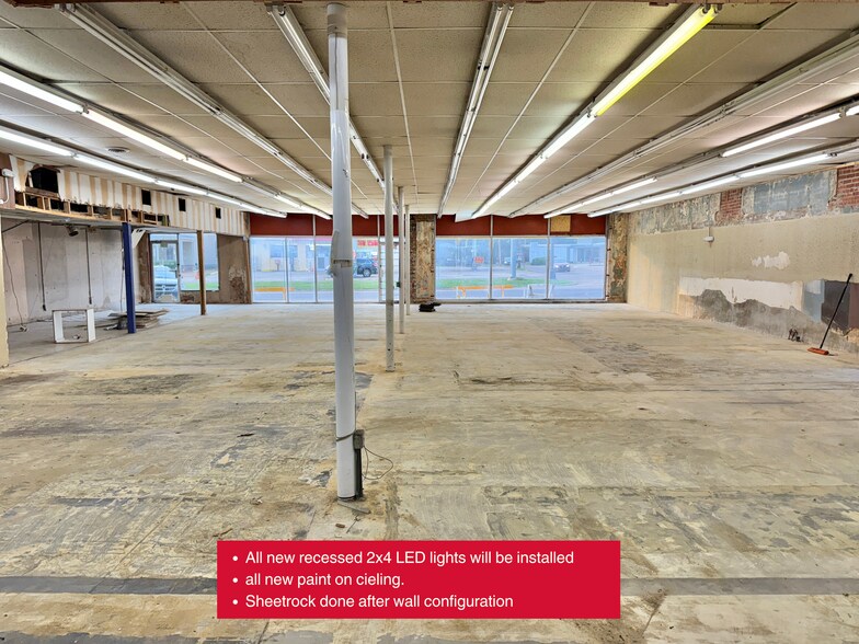 More Photos Of 1234 Main St, Columbus Flex For Lease