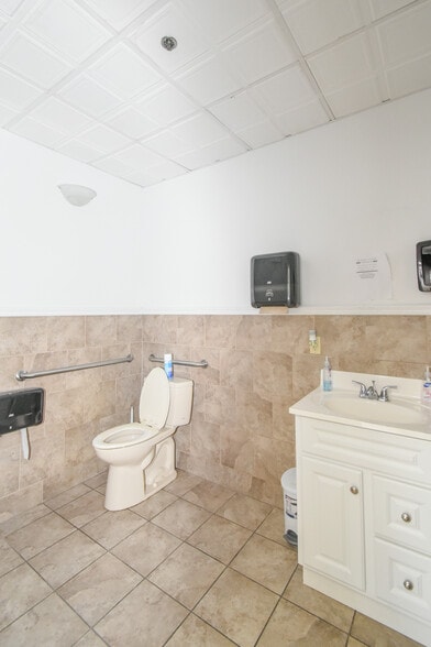 More Photos Of 181-187 Chestnut St, Springfield Apartments For Sale