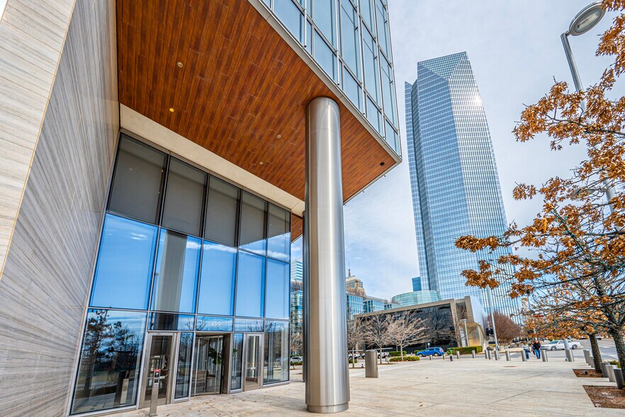 More Photos Of 499 W Sheridan Ave, Oklahoma City Office For Lease