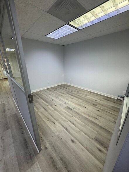 More Photos Of 1400 W 240th St, Harbor City Office For Lease